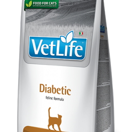84_13_84_59_vet-life-feline-diabetic@web